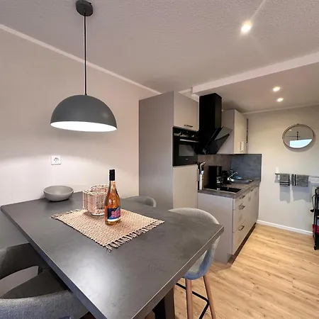 Helle An Der Familienlagune Mit Balkon Apartment Busum